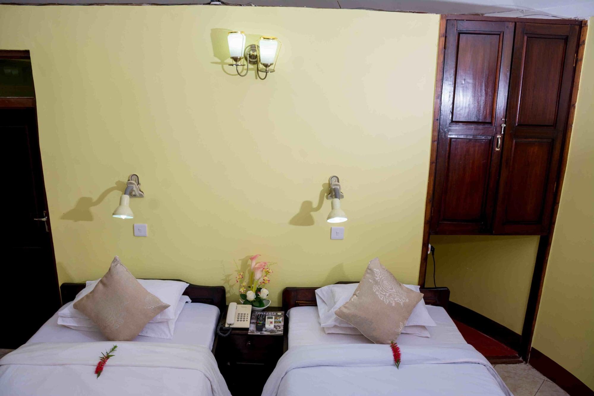 Keys Hotel Моші Екстер'єр фото