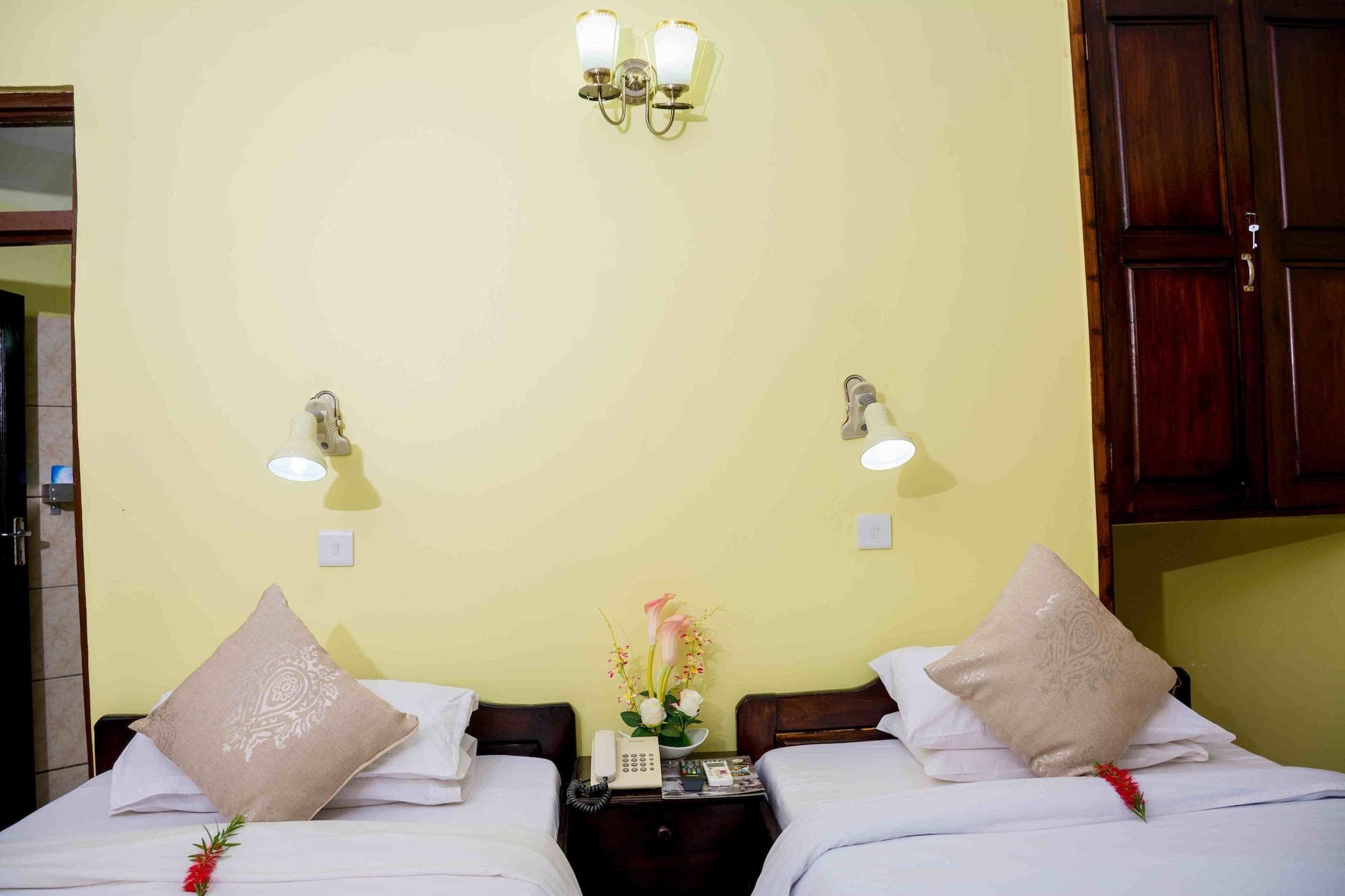 Keys Hotel Моші Екстер'єр фото