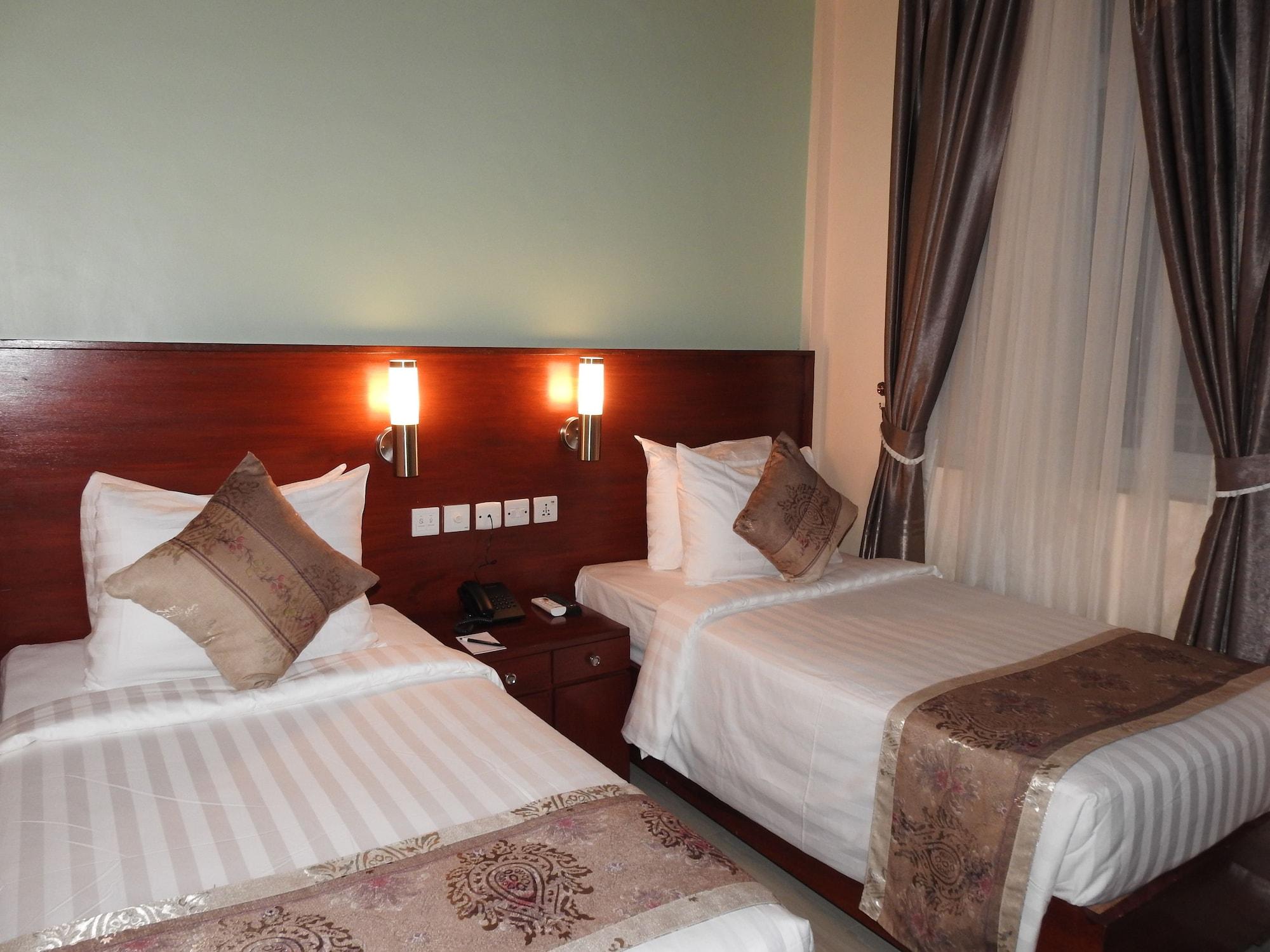 Keys Hotel Моші Екстер'єр фото