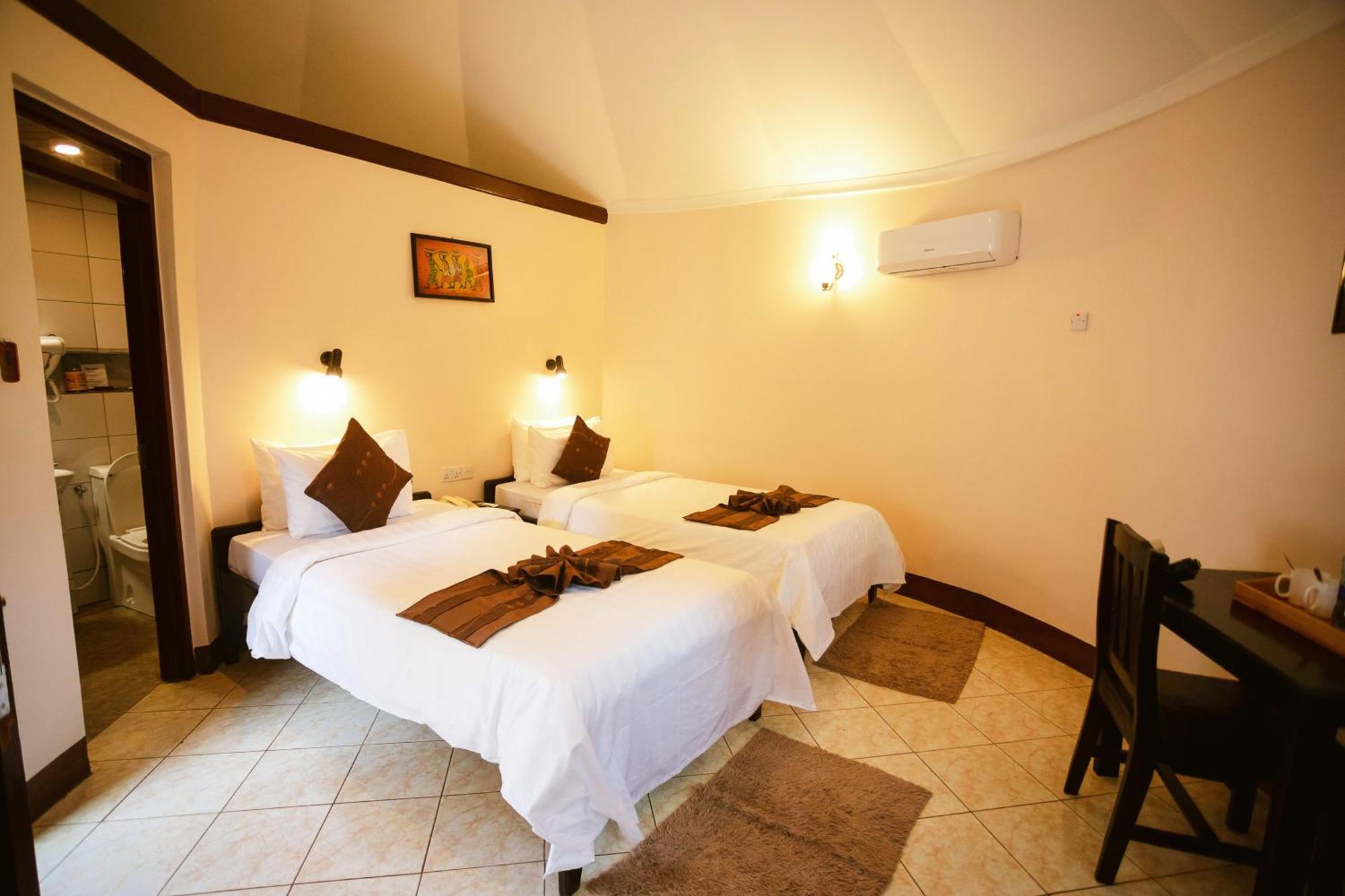 Keys Hotel Моші Екстер'єр фото