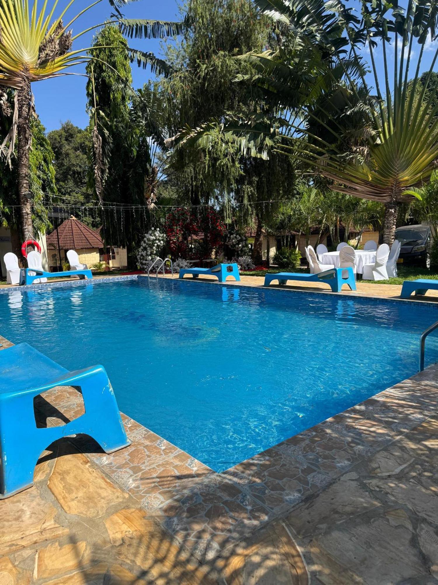 Keys Hotel Моші Екстер'єр фото