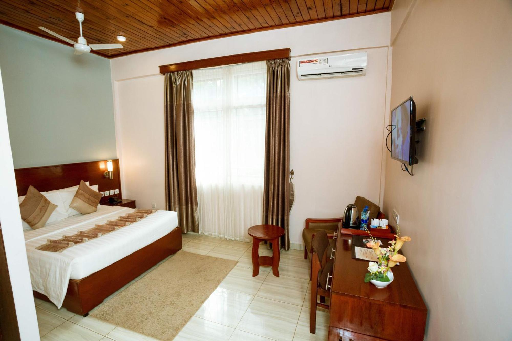 Keys Hotel Моші Екстер'єр фото