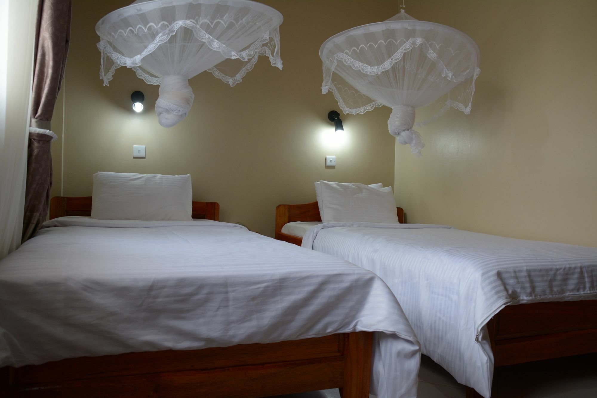 Keys Hotel Моші Екстер'єр фото